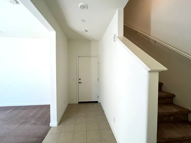 3105 Marigold Cir — Photo 8