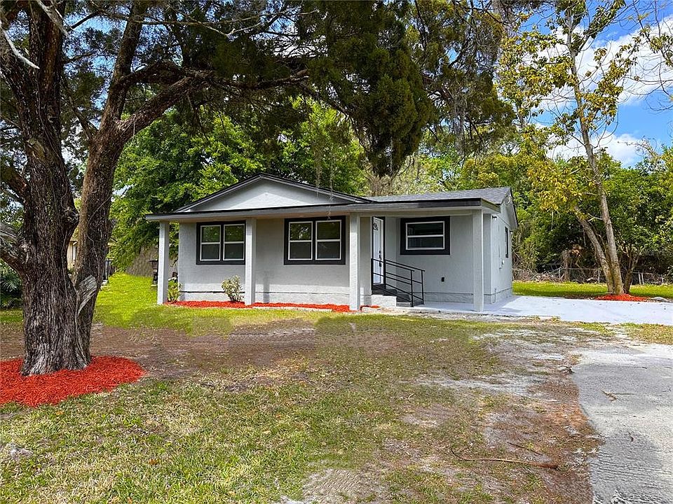 1st image of 4821 La Grange Ave