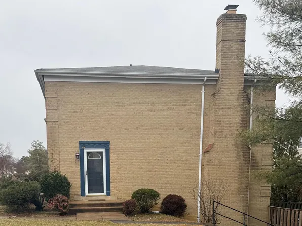 7410 Rhondda Dr, Lorton, VA 22079