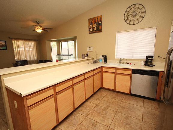 4th image of 8740 N Moison Dr