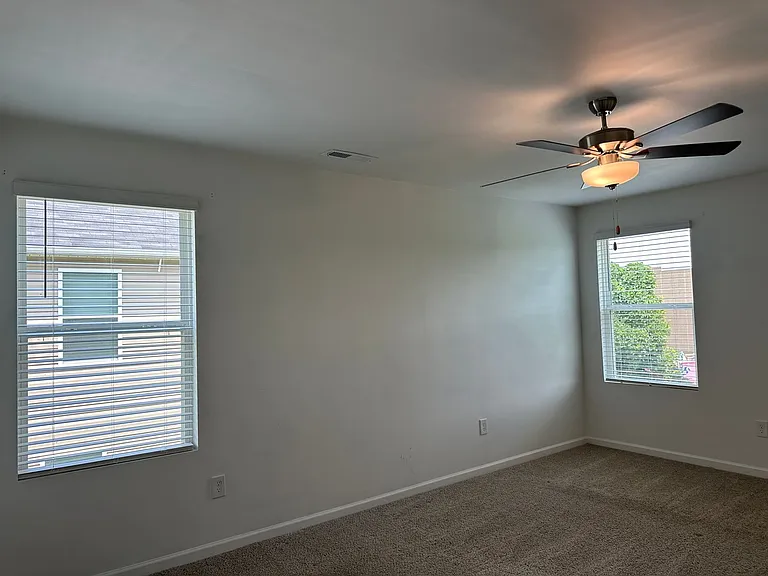 216 Melbourne Dr — Photo 21