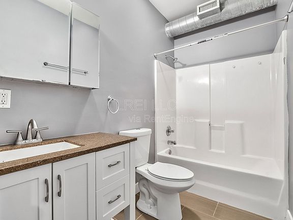 5th image of 423 S Wenzel St #B