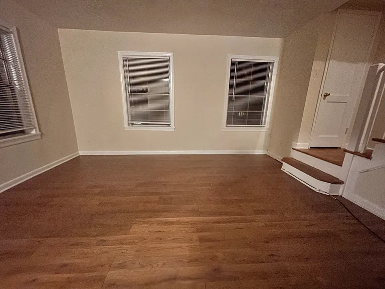 1661 Valley Ave — Photo 22
