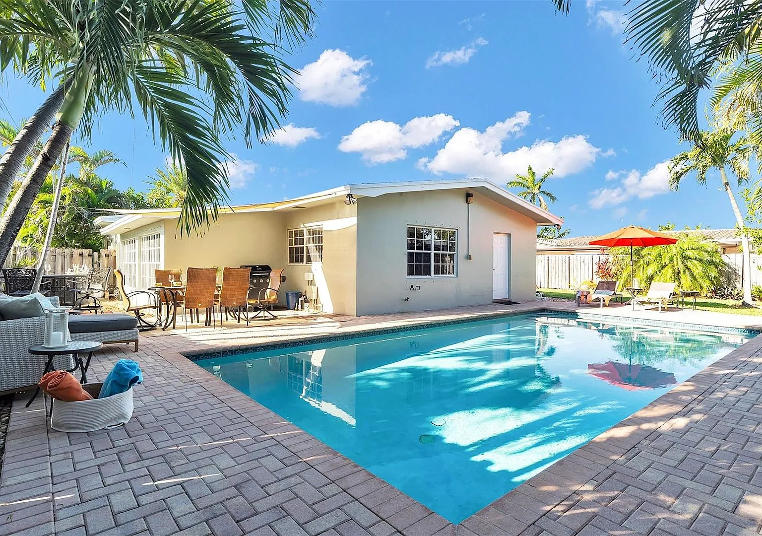 3221 Seaward Drive, Lauderdale By The Se, FL 33062 — Photo 1