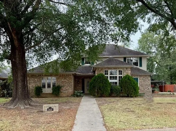 2630 Evalon St, Beaumont, TX 77702