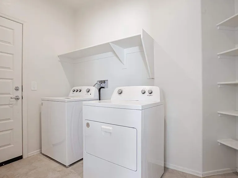 10211 N Arroyo Lupine Way — Photo 5