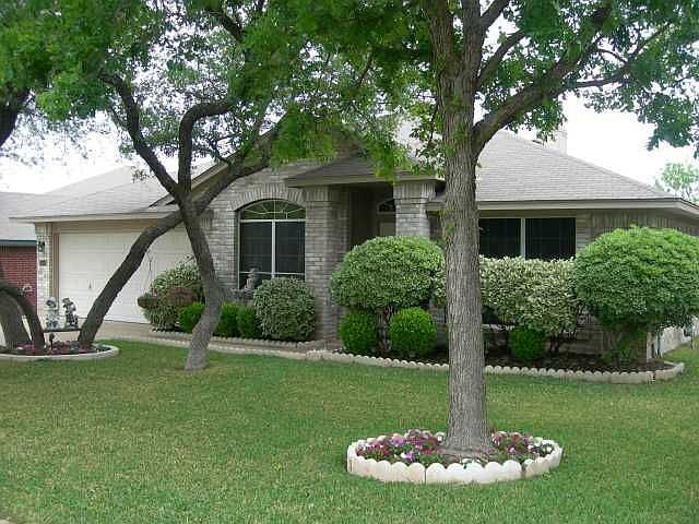 Beautiful landscaping and mature trees!