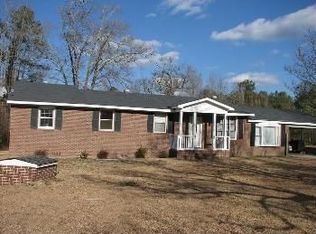 628 Davis Bridge Rd, Parkton, NC 28371