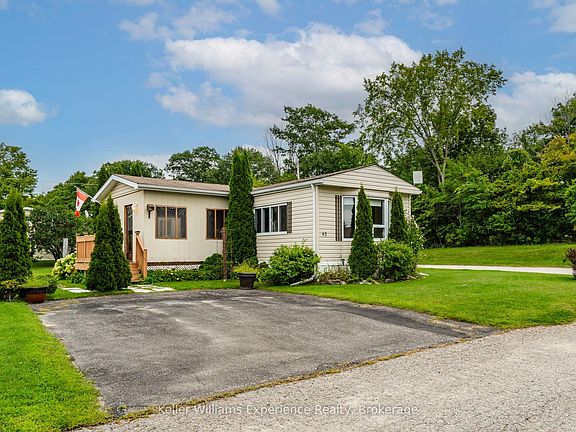 2nd image of 45 Northland Rd