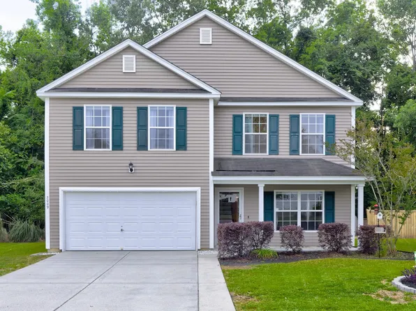 3009 Mapleleaf Dr, Moncks Corner, SC 29461