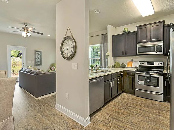 4th image of 109 Harmony Falls Ln