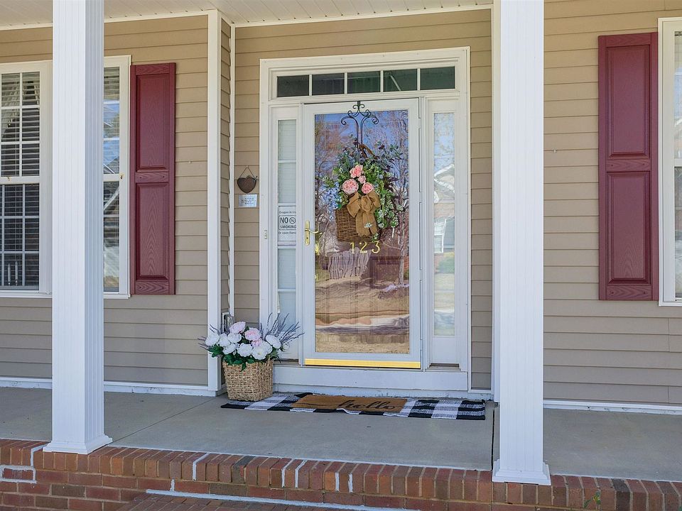 2nd image of 123 Newkirk Way
