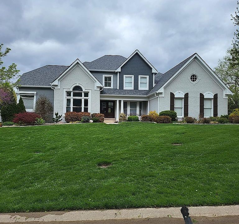 1st image of 327 Hampshire Hill Ln