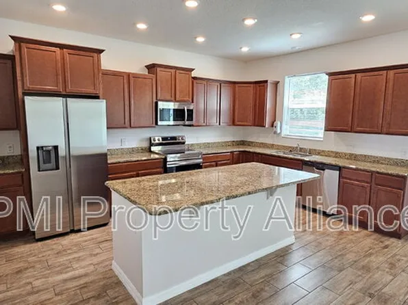 365 Blue Lake Cir, Kissimmee, FL 34758