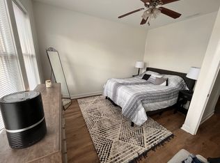 1518 W Augusta Blvd #3, Chicago, IL 60642