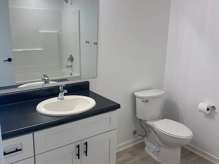 Stoddard Place Apartments — Photo 6
