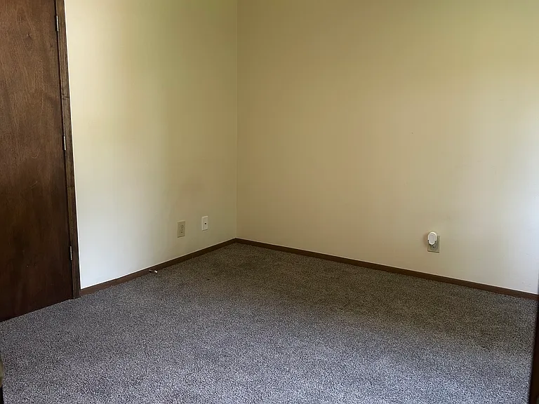 317-319 Stewart Ave NW #317 — Photo 9