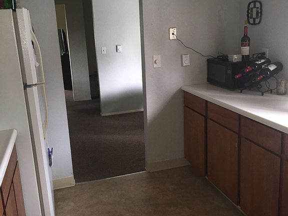 kitchen to dining room