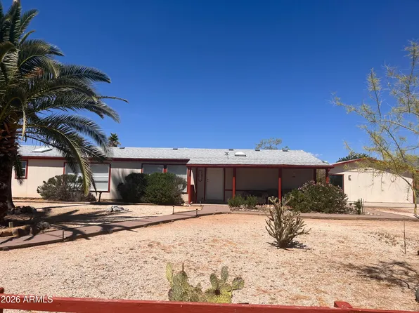 23152 W STAGHORN Lane, Congress, AZ 85332