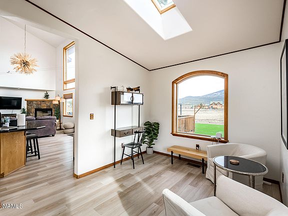 5th image of 8330 W Suzette Ln