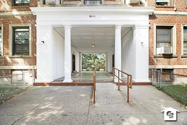 Sold by Coldwell Banker Reliable Real Estate | media 8