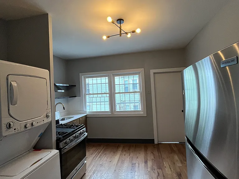 74 Baldwin Ave #2 — Photo 3