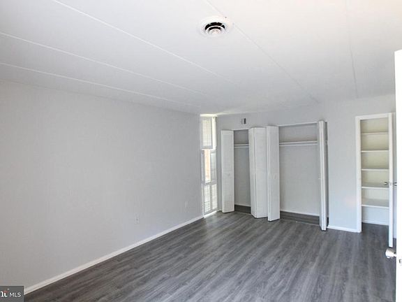 4th image of 2616 Fort Farnsworth Rd #242