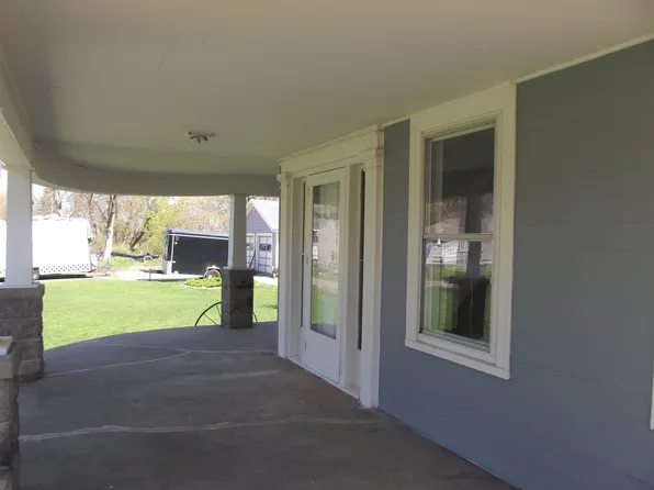 339 E Main St, Evansville, WI 53536
