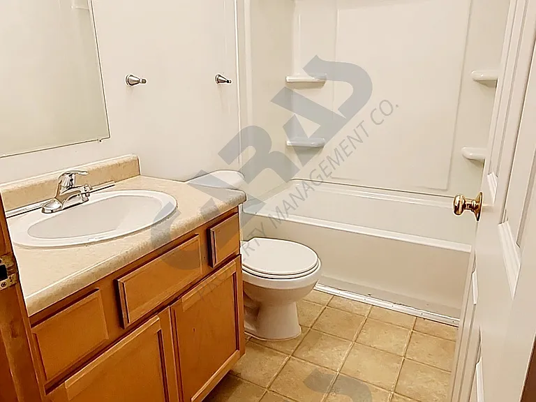 208 2nd Ave SE — Photo 6