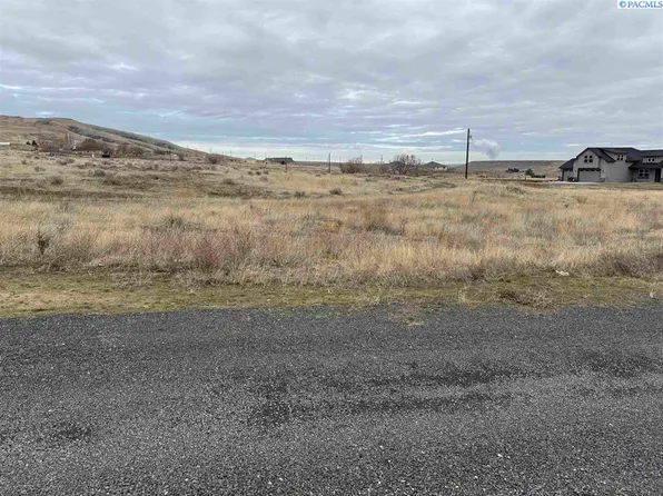 65654 W 654th Pr NW, Benton City, WA 99320