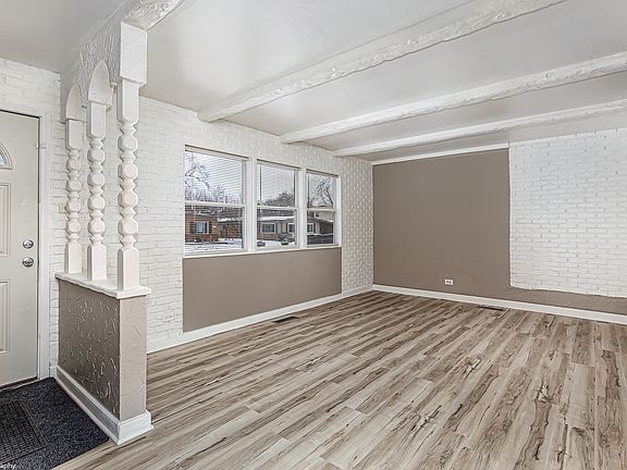 4th image of 128 Algonquin St