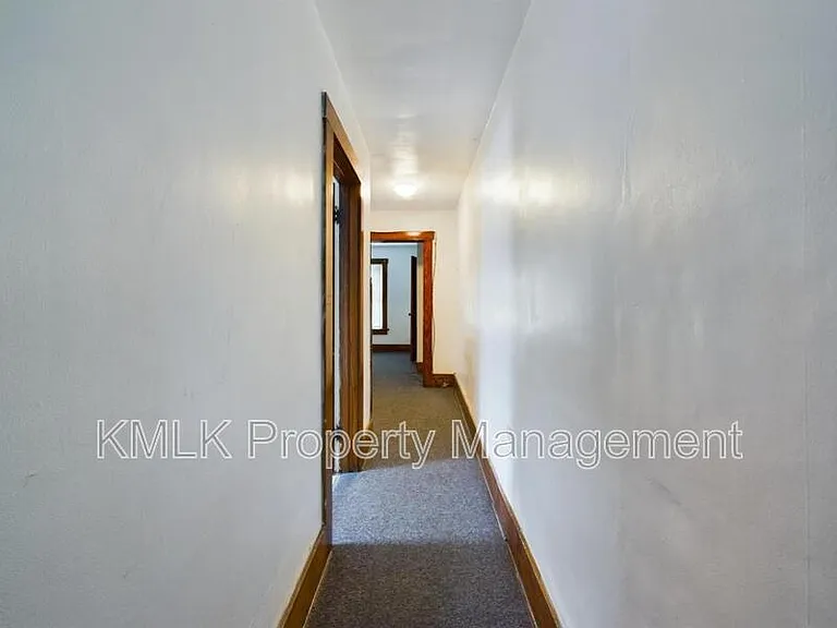 693 Kling St — Photo 19