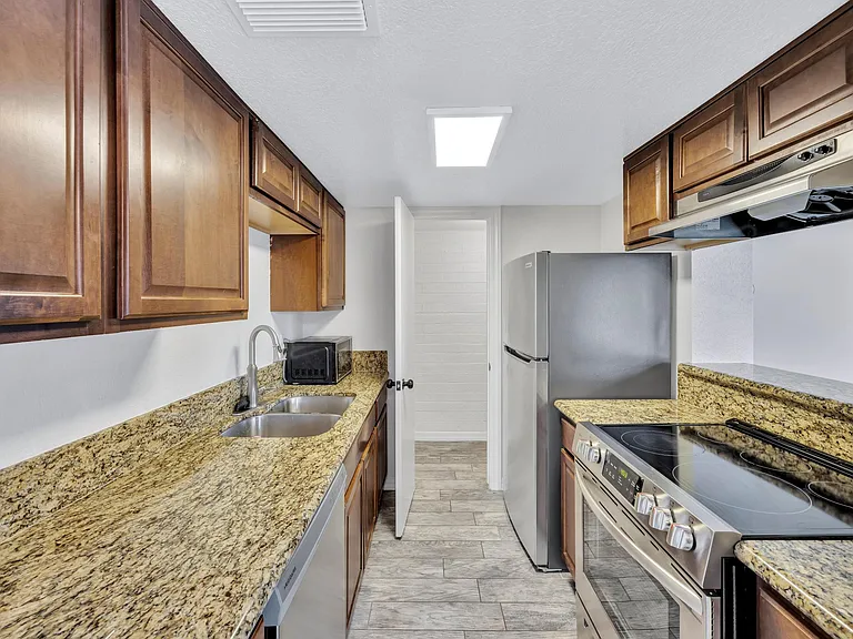5307 W Sheena Dr — Photo 11