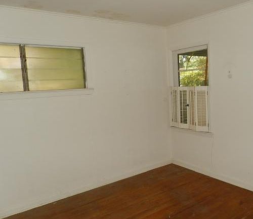 5th image of 8925 Shady Ln
