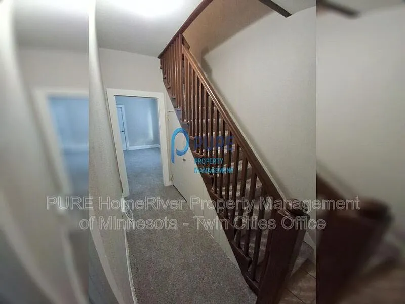 3 bed, 1.0 bath, 1250 sqft, $1,725 — Photo 3