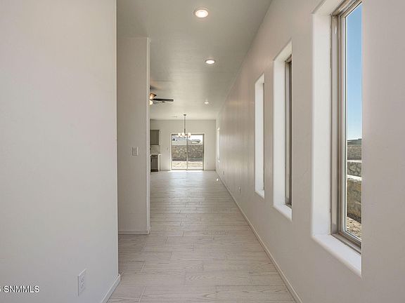 4th image of 7854 San Eduardo St