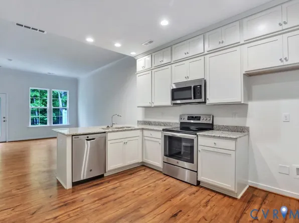 18783 Palisades Rdg, Moseley, VA 23120