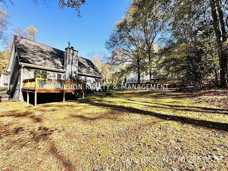 51 Highland Way — Photo 36