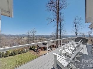 98 Rock Cliff Way, Hendersonville, NC 28791