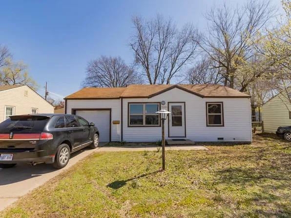 1018 S Edgemoor Ave, Wichita, KS 67218
