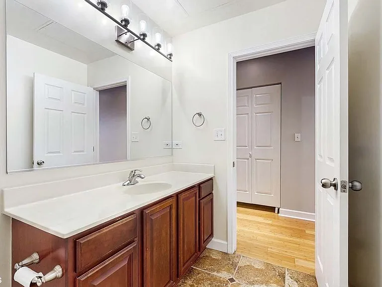 1550 S Blue Island Ave #1118 — Photo 13