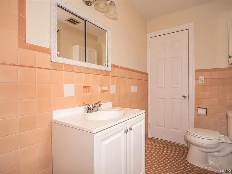 227 N Main St #1 — Photo 20