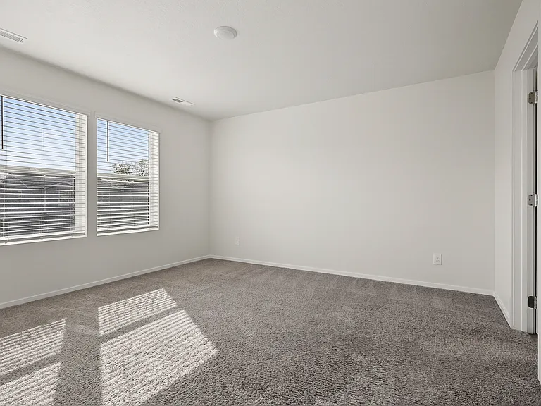 1007 N Viewmont Rd — Photo 27