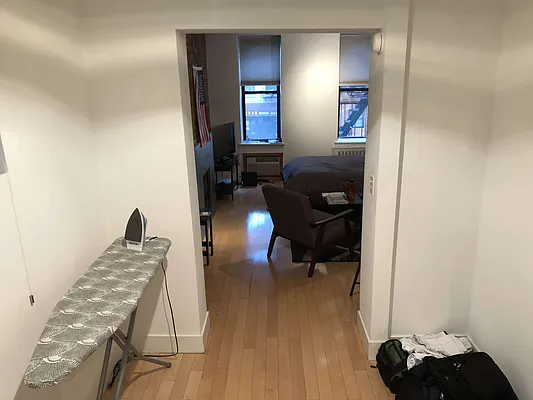 Rented by Compass | media 18