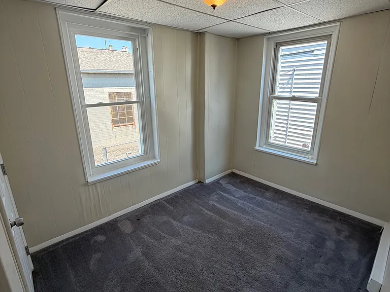 119 Pearl St #1 — Photo 28