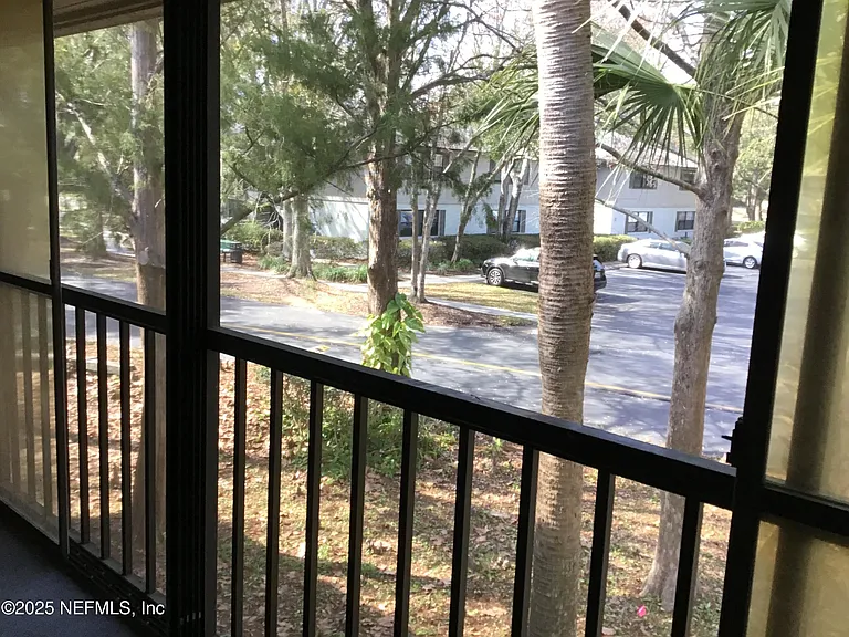 4 Tarragona Ct — Photo 10