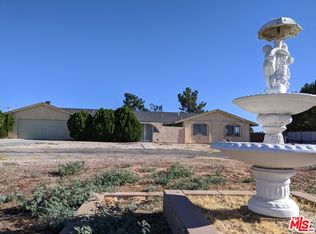 21979 Pahute Rd, Apple Valley, CA 92308