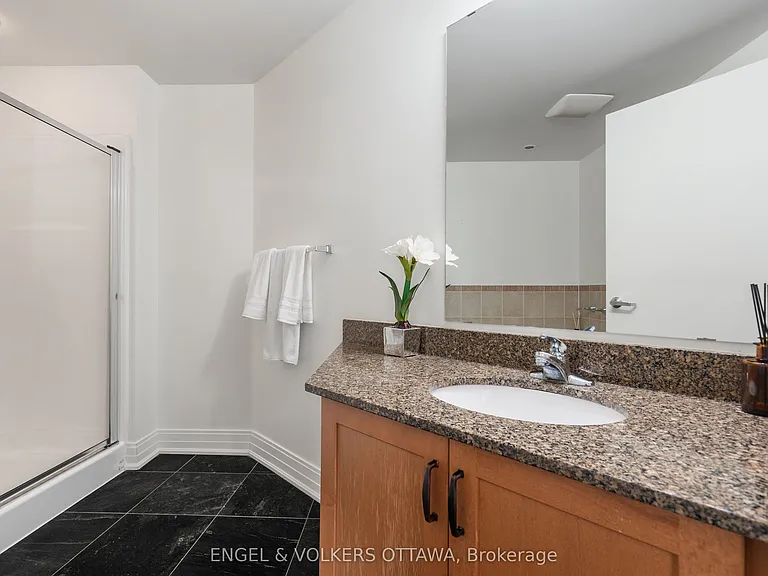 234 Rideau St #2603 — Photo 42
