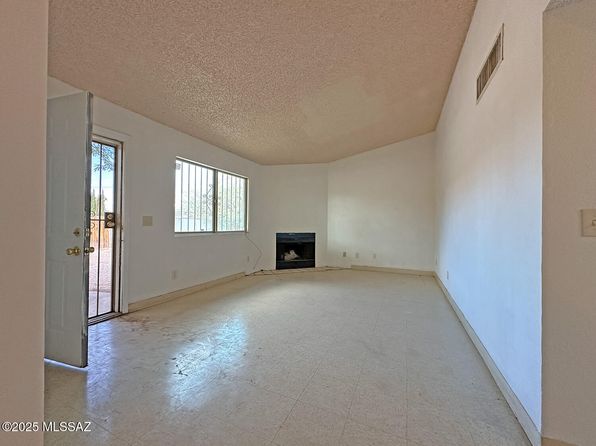 tucson-arizona-87925276 picture