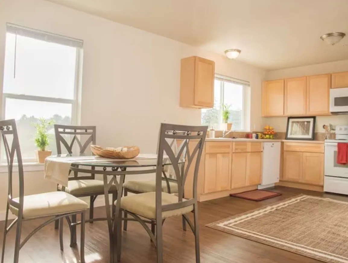Jackson Apartments — Photo 3